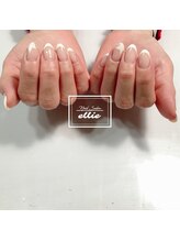 エリー(ellie)/フレンチネイル