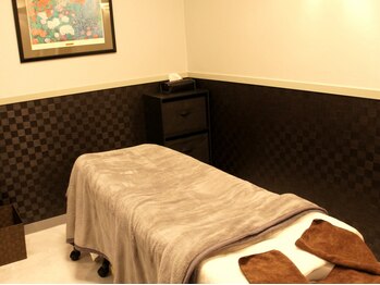 トータルビューティーサロン ラファエル 町田店/【部屋4】