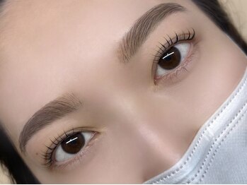 デイシー ネイルアンドアイラッシュ 新宿(deicy)の写真/【眉毛でお顔の8割の印象が決まる】眉×まつ毛のお得なセットメニュー多数ご用意しております◎