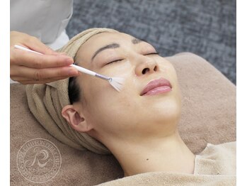 セレネ(SELENE)/1.シフォンピール塗布