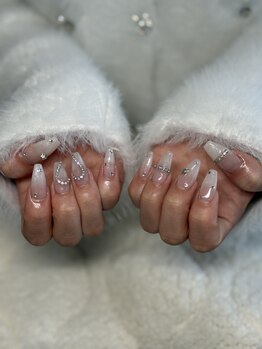 ルアナ アイリー(lu'ana ily)の写真/イベントの多いこの季節におすすめな派手ネイル/長さだしも可能♪お気に入りの指先で春を楽しんで☆