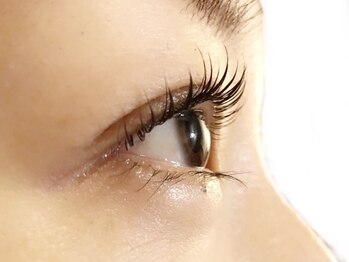 アカラ(acala)/トリートメントまつげパーマ