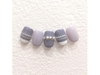 プチネイル安气子 日比谷シャンテ店/