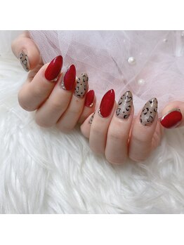 ヒョウ柄ネイル