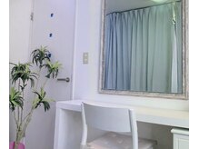 ポーラ ソレイユノラ蘇我駅前店(POLA)の雰囲気（エステ後はご希望に応じてメークサービスも行っております◎）