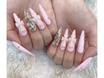 クロスとピアスネイル