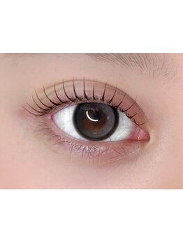 ナチュラル上品な目元にしたい