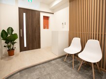 イト(ito)/内観：エントランス・受付