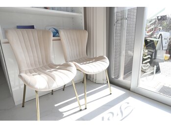 フェイスアップ 熱田店(face up)/待合でございます♪