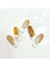 ミュナ(myuna)/塗りかけオレンジネイル