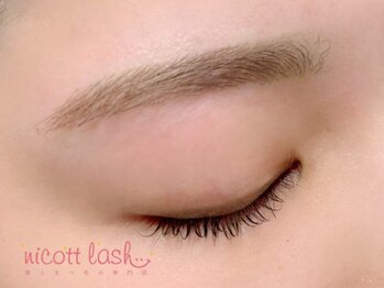 ニコットラッシュ 神戸三宮店(nicott lash)/眉毛アイブロウ/間引き/神戸三宮