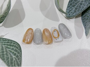 エムプラスビューティー(M+)/シンプル、アートデザイン