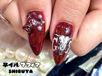 ネイルマフィア 渋谷(NAIL MAFIA)/ロゴネイル/手書きアート