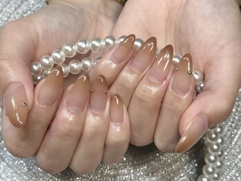 クレア 渋谷神泉店(Crea)の写真/シンプルなデザインほど"可愛い"に差が出る♪自分らしく輝く上品で華やかなネイルが豊富♪モチの良さも◎