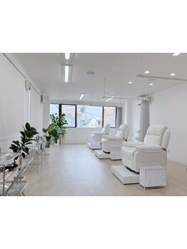 仕事帰り・早朝OKのサロン