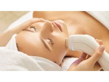 シェーン(Schon)/RFリフティングでスッキリ小顔！