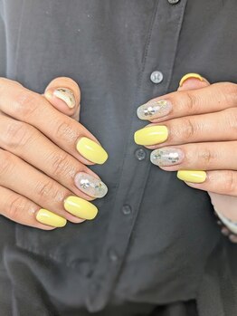 バターイエローネイル