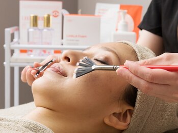 ハダコイ 中目黒店(HADAKOI)の写真/ハーブピーリング越えの最新「ララピール」今なら特別価格で韓国風艶肌に♪年齢肌対策ならメタジェクトが◎