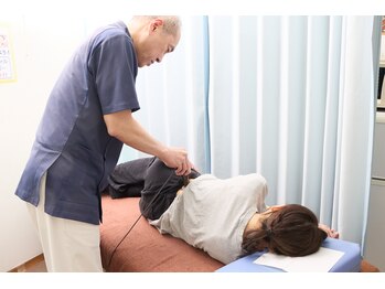 かもめ整骨院/骨盤の歪みを取る