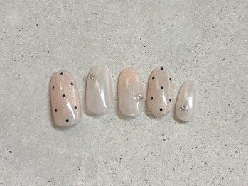 ブルースター 名古屋名駅店/今月のアート【10月】