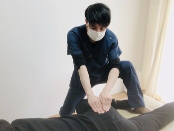 整体院笑顔 三鷹店(egao)の写真/【《プロ》が手掛ける根本改善整体☆】根本原因を独自評価法で探り出し、筋膜リリースで腰痛改善◎