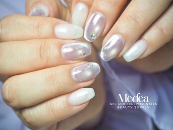 ミーディア(Medea)/