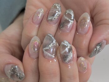 クイーンネイル(QUEEN NAIL)/