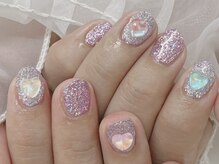 ハニービービー(Honey Bee Bee)/キラキラハートネイル