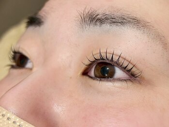 エクシアホワイトニング 碧南店/ラッシュリフト/まつげパーマ