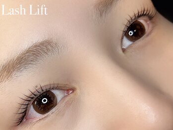 ネロリ バイ エイティスト(neroli by 8ist)/ラッシュリフト［新宿/新宿駅］