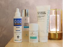 ニコリ(NICOLI)/女性の３大悩みに特化した化粧品