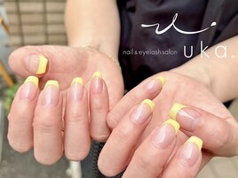 イエローフレンチネイル