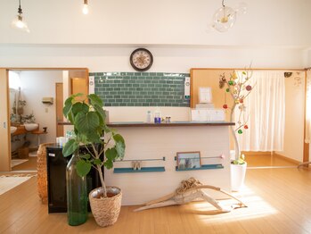 ピーチー(Peachy)/Peachyカウンター広々店内♪