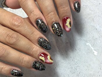 ネイルズピクシー ルヴィルーム(Nail's pixie REVI room)/グリッターネイル