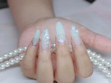 【ニュアンスネイル】ジェル\4,400 スカルプ\9,900