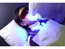 ホワイト 福岡天神店(WHITE)/最新式LEDライトを使用した施術
