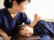 ア ニュームーン 明石ビブレ店(a New Moon)/首　肩スッキリかるい