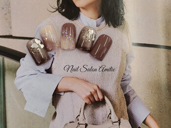 ネイルサロン アミティエ(Nail Salon Amitie)の写真/オシャレに気分を上げたいにプラス,自爪のフォルムを生かして似合うを知る!シンプルでも目に留まるお手元へ