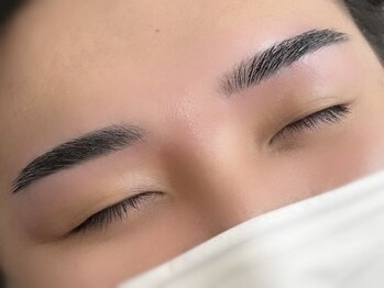 アイルーム ミニョン(eyeroom mignon)/メンズアイブロウ