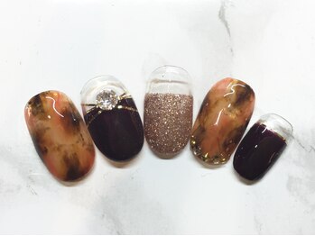 ラリュールネイル(L'Allure nail)/秋カラーべっ甲ネイル¥8200