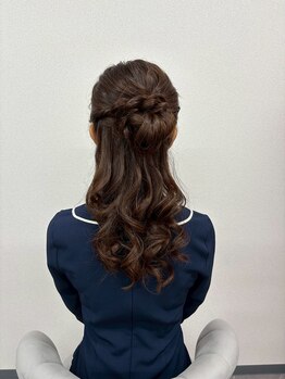 ミカヅキ 赤坂/ハーフアップアレンジヘア!