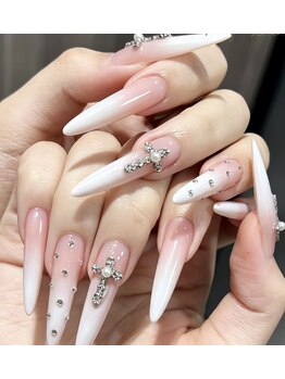 エフジェー 池袋(FJ)の写真/豊富なパーツ/カラーあり◎持ち込みデザイン大歓迎！華やかなデザインで周りと差がつく指先に。