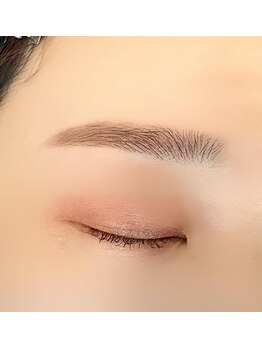 ビューステージ アイブロウサロン 吉祥寺/平行ストレート