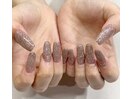 今流行りのフラッシュネイル