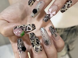 【miyuu】ヒョウ柄ネイル