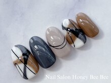 ハニービービー(Honey Bee Bee)/秋ニュアンスネイル