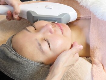 オリエンタルビューティー(ORIENTAL BEAUTY)の写真/【月5名様迄】シミ・肌状態を見極めチェック&シミ改善当て放題★リフトアップや毛穴引き締め効果も実感！