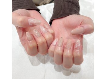 ヘアアンドネイル ミューズ 新浦安店(HAIR&NAIL MUSE)/マーブルベージュカラー縦ライン