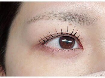 エム アイラッシュ(emu eyelash)/まつげパーマ（ラッシュリフト）