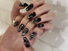 【Shiori @naka_inails】
